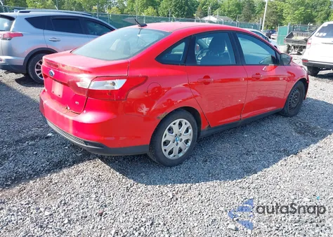 2012 Ford Focus Se z USA, uszkodzony, nr VIN 1FAHP3F28CL214235